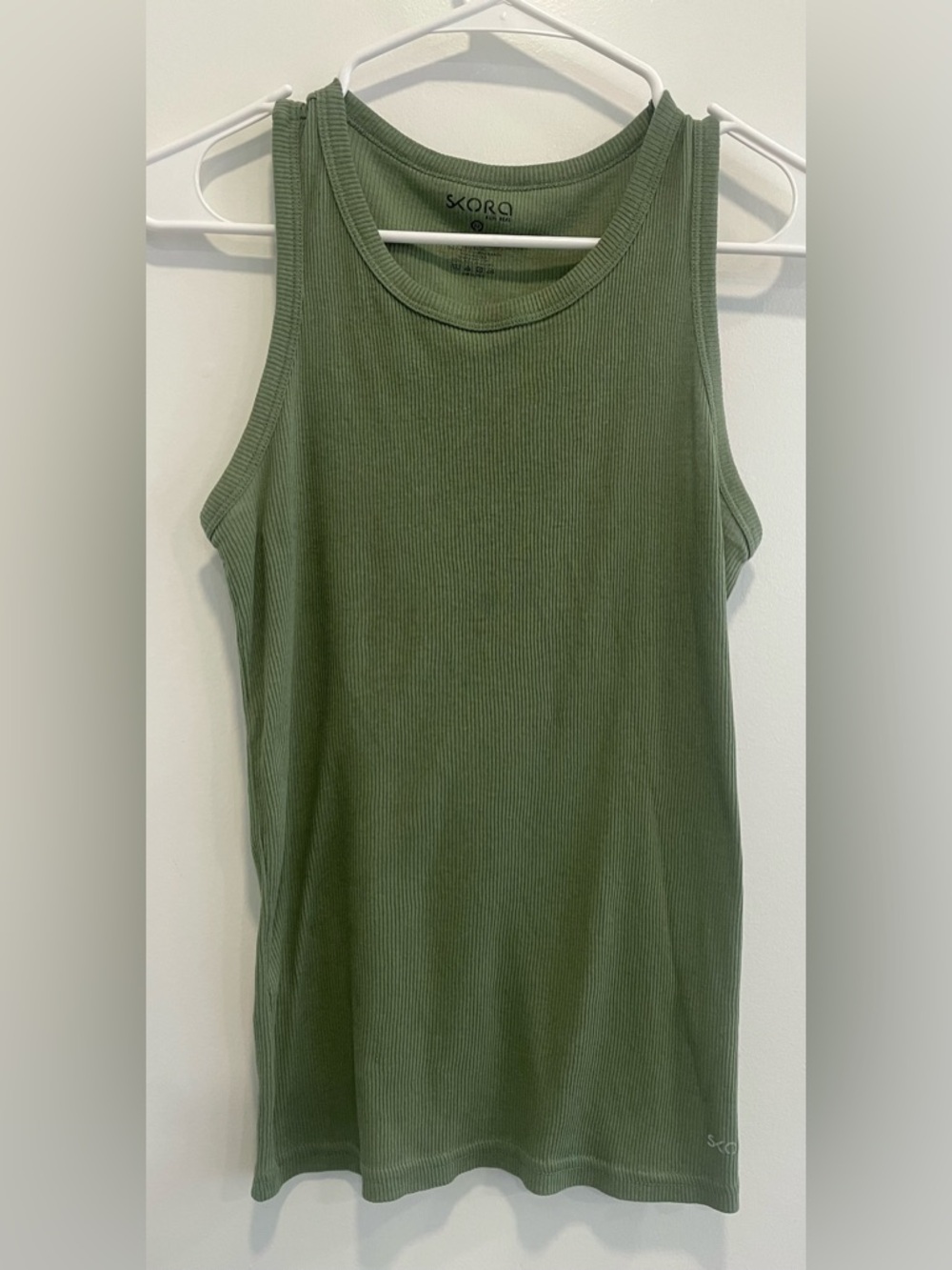 Skora Men's Ribbed Olive Tank Top size medium